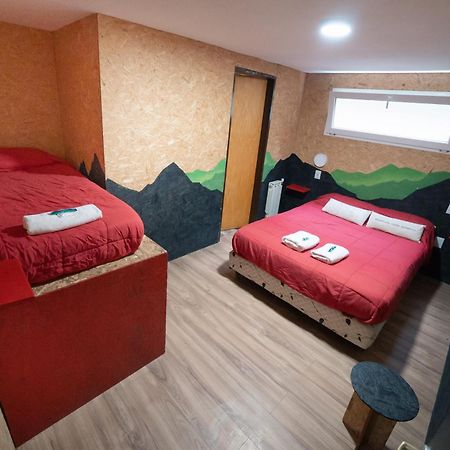 Moving Hostel Travel Bar San Carlos de Bariloche Kültér fotó
