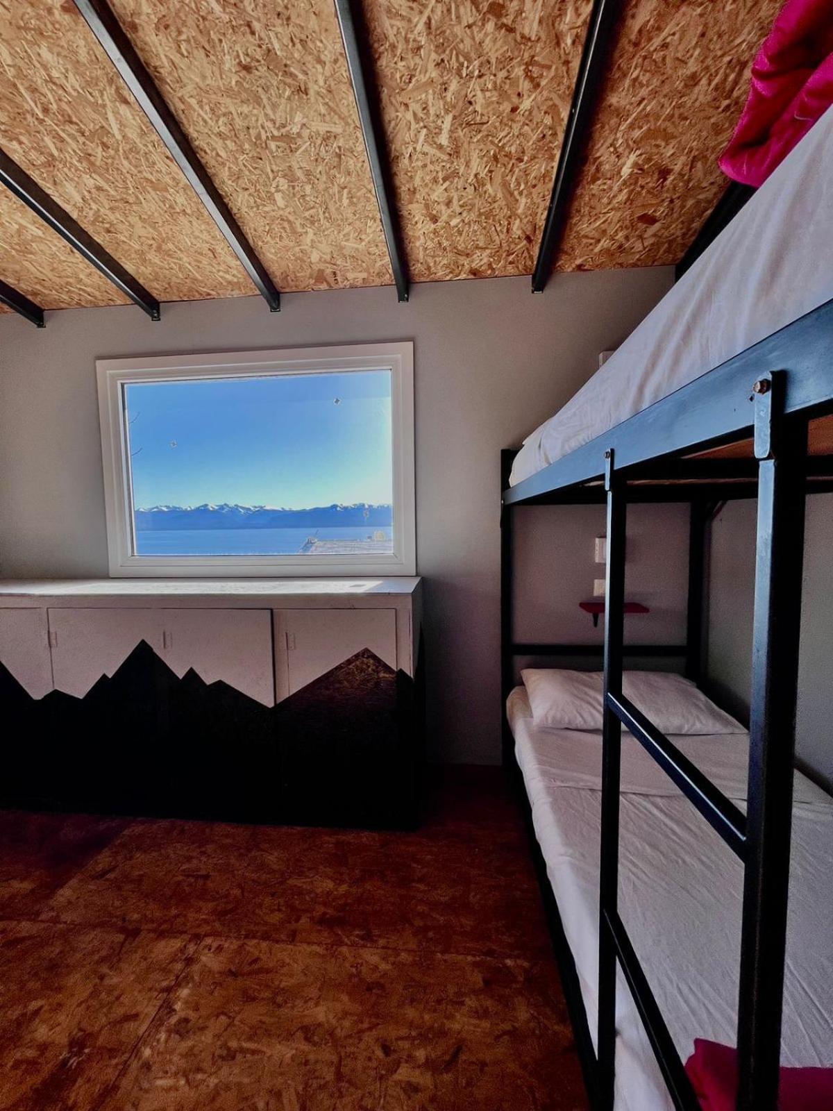 Moving Hostel Travel Bar San Carlos de Bariloche Kültér fotó