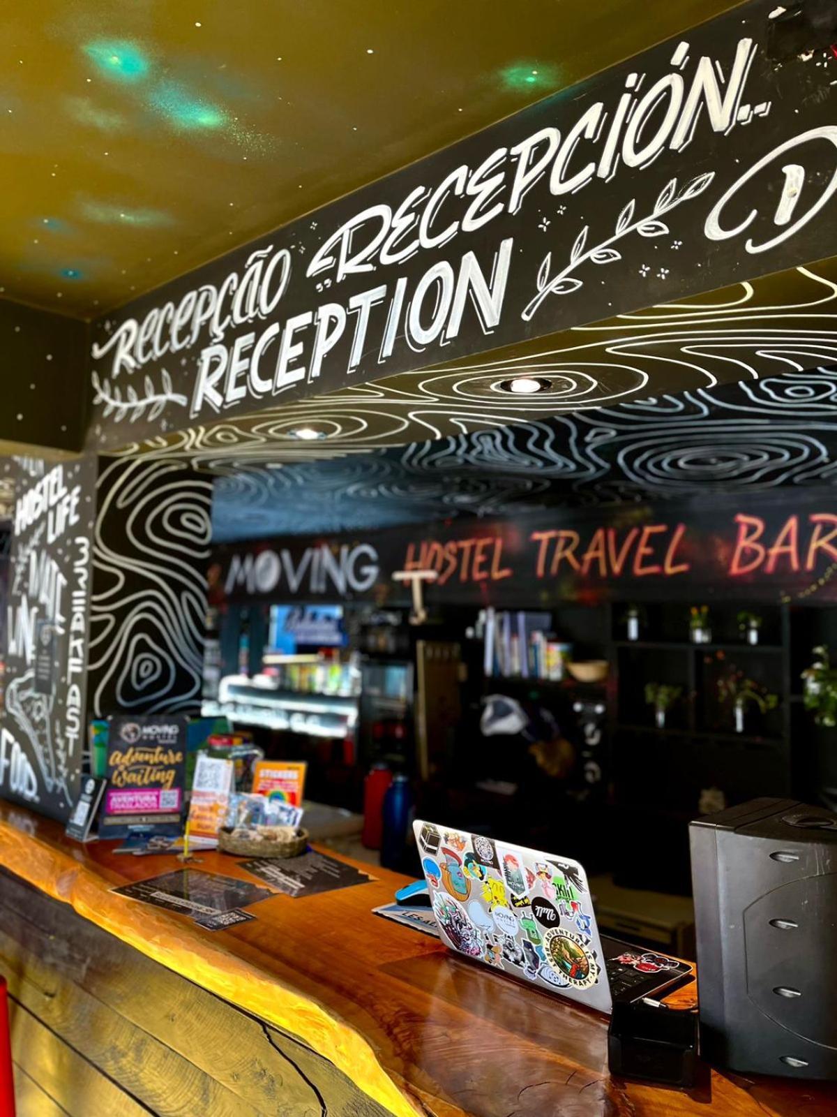 Moving Hostel Travel Bar San Carlos de Bariloche Kültér fotó