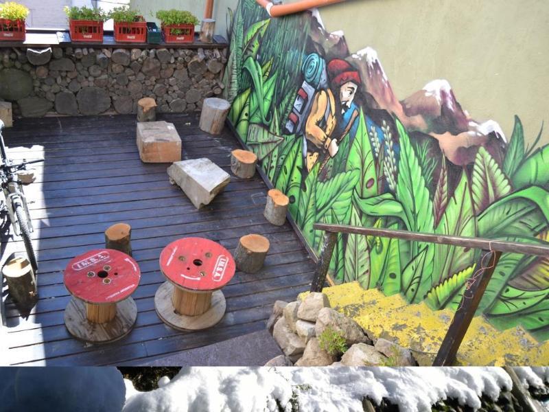 Moving Hostel Travel Bar San Carlos de Bariloche Kültér fotó